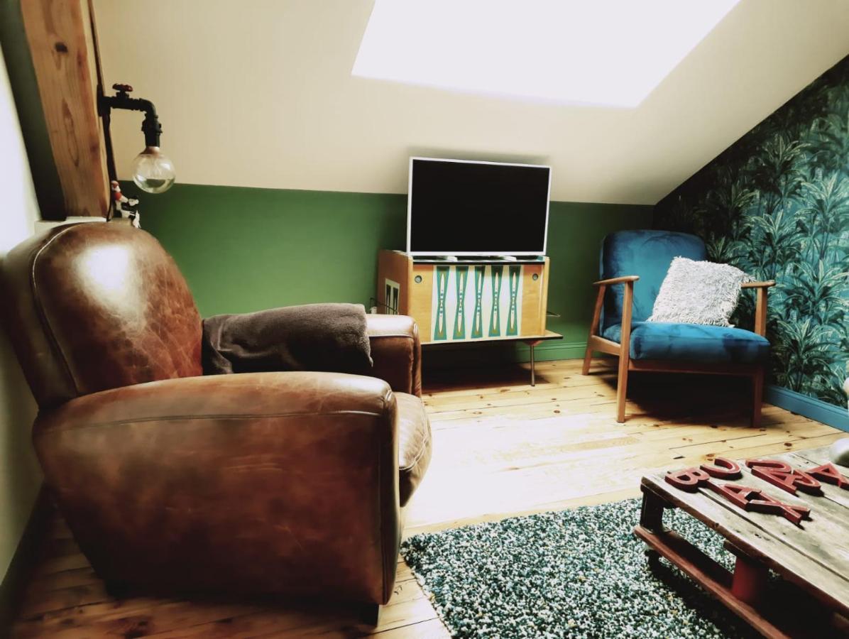 Ferienwohnung Le Chic Broc Ground Vichy Exterior foto